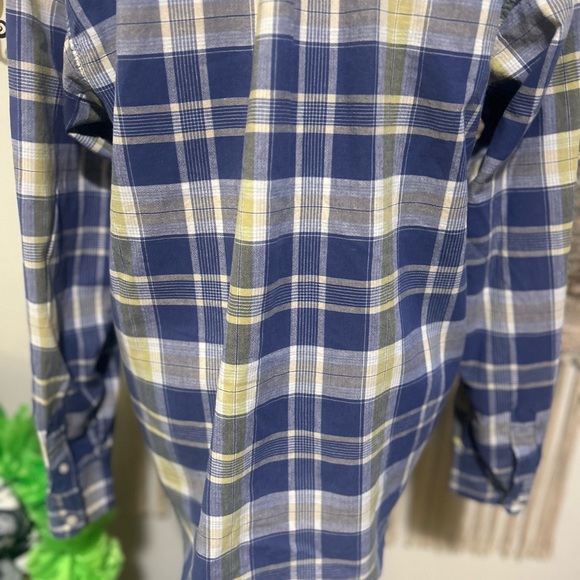 American Eagle Ladies Plaid Button Down Shirt - Picture 7 of 9